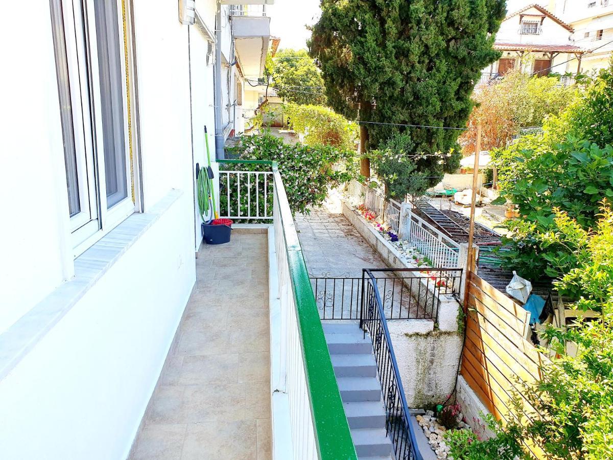 Cozy & Cool Apartment N1 30M From Sea Nea Kallikrateia ภายนอก รูปภาพ